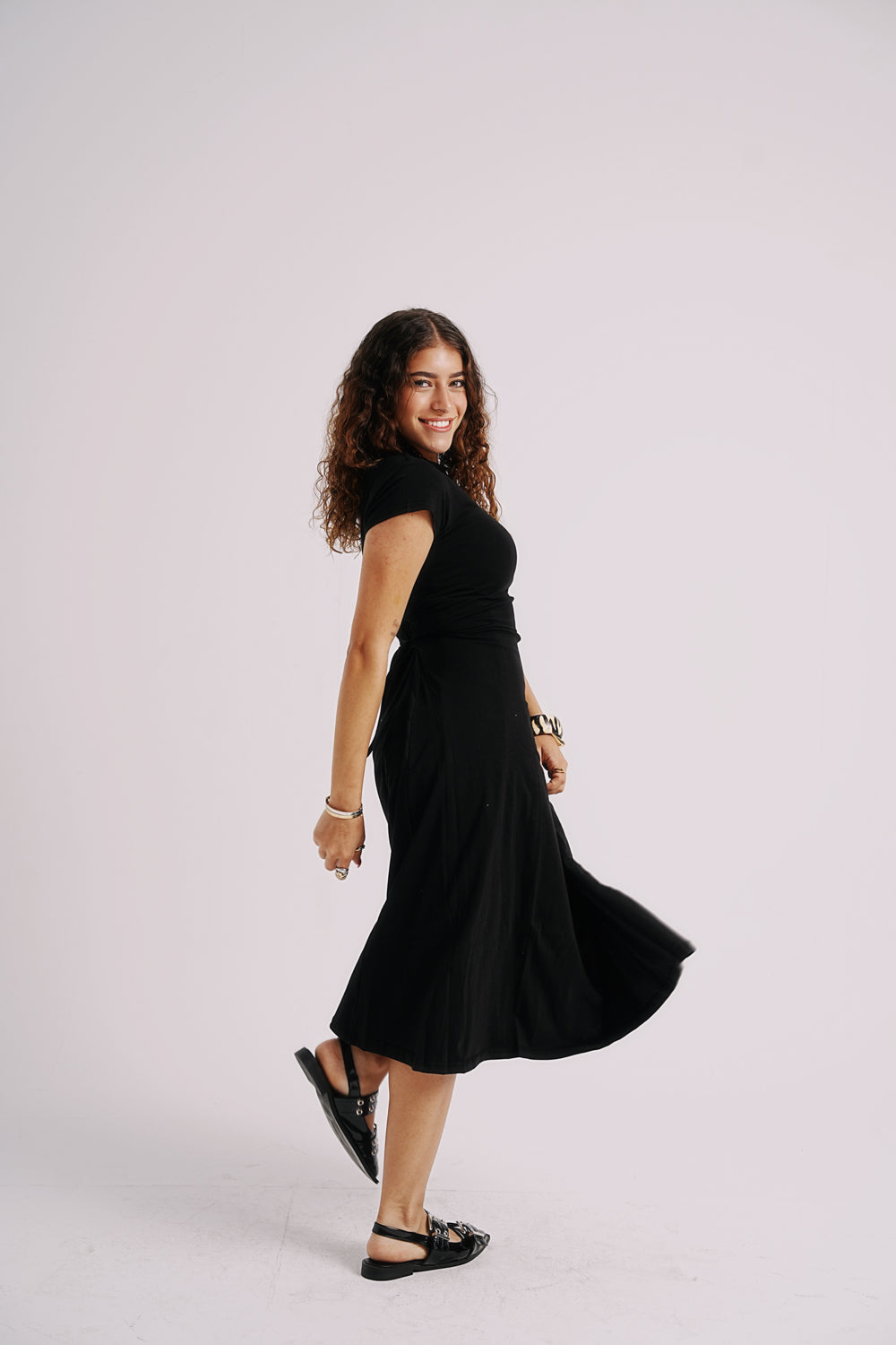 The waist fitted dress