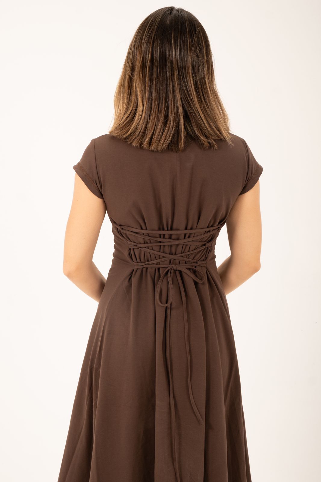 The waist fitted dress