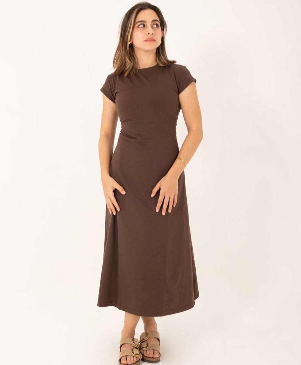 The waist fitted dress