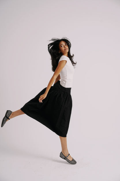 The V-waist skirt